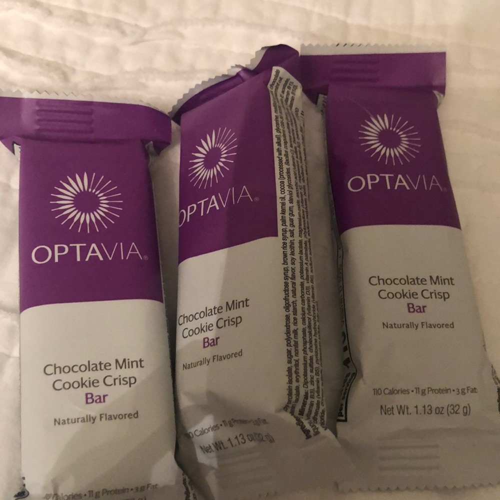 Optavia chocolate mint Cookie Crisp bar